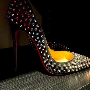 So Kate Christian loubitaun shoes only worn once